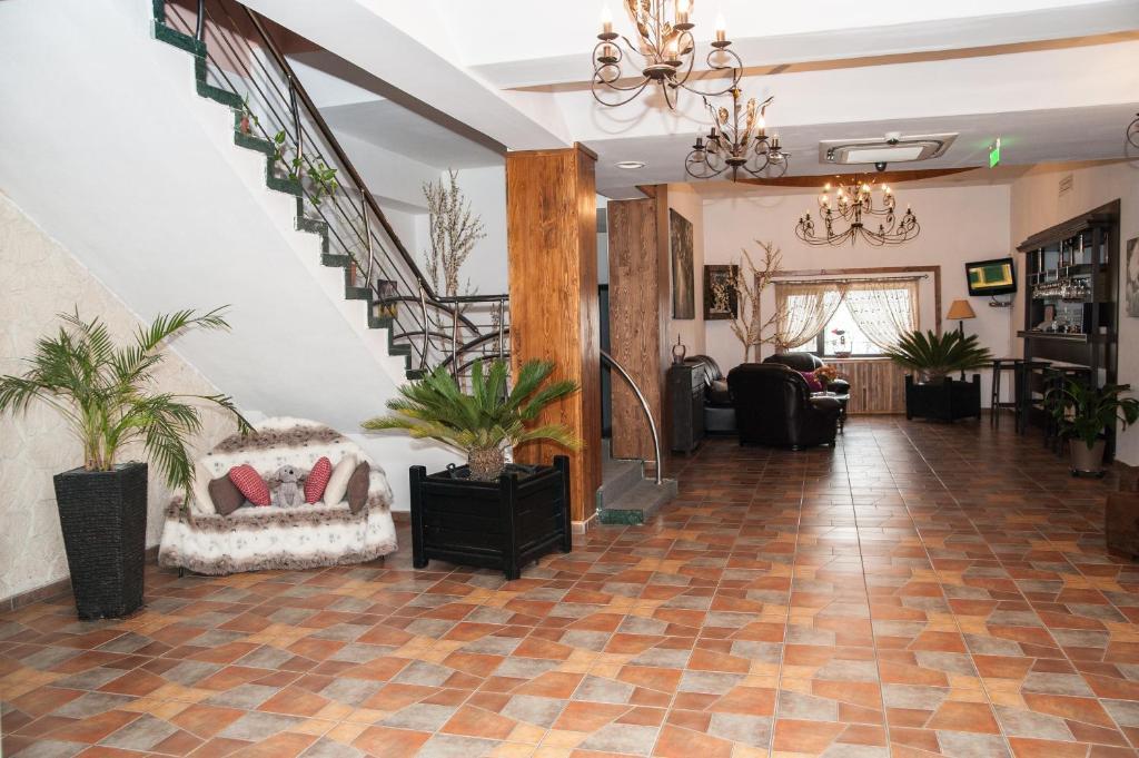 Hotel Magura Verde Bacău Buitenkant foto